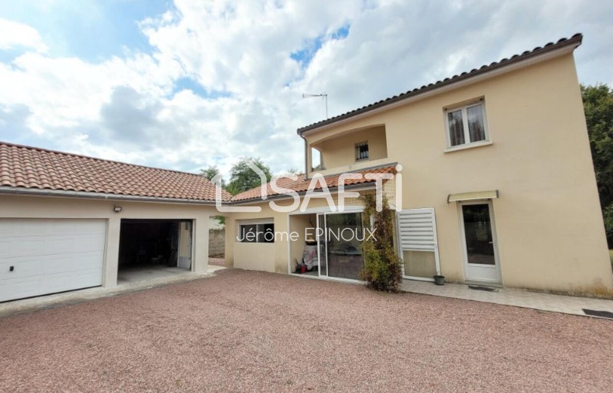 maison 6 pièces 126 m2 à vendre à Naintré (86530)