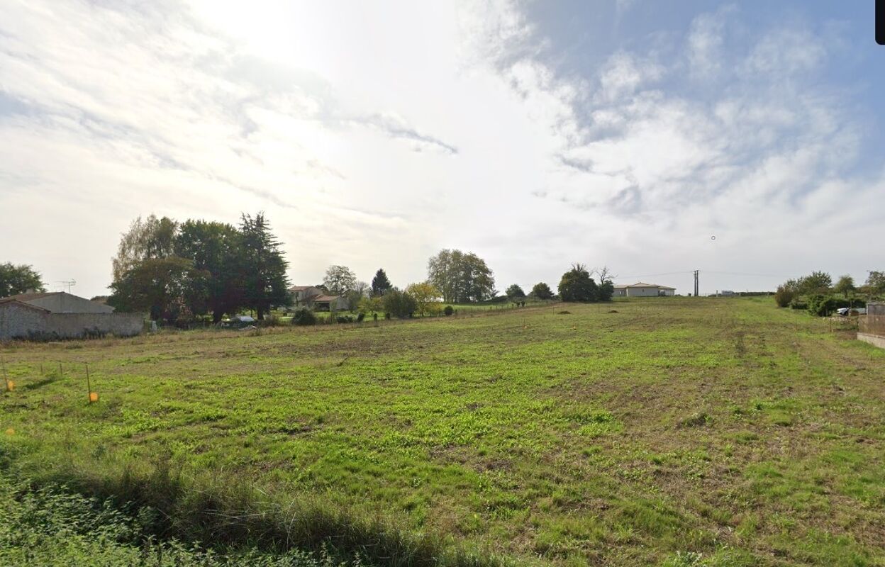 terrain  pièces 840 m2 à vendre à Louzac-Saint-André (16100)