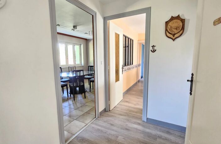 MAISON SAINT-DENIS-LES-BOURG — photo 2