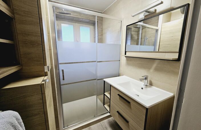 MAISON SAINT-DENIS-LES-BOURG — photo 4