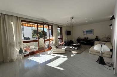 Appartement 5 pièces 220000 €