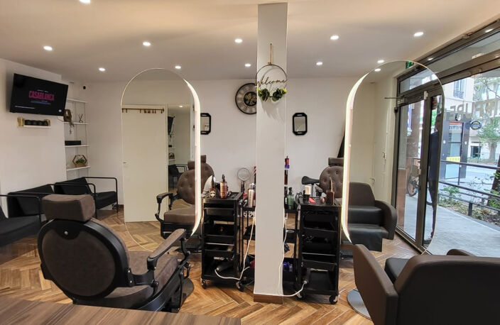 SALON DE COIFFURE Villeurbanne 55 m2 — photo 3