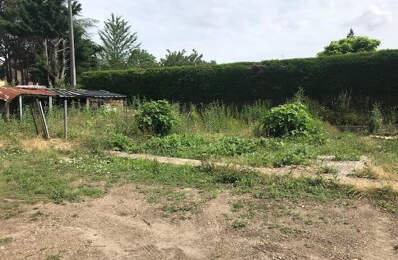 TERRAIN CONSTRUCTIBLE VIABILISE — photo du bien