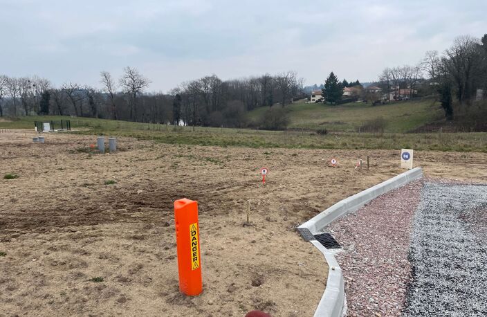Maison à Feytiat - Terrain: 589 m² — photo 2
