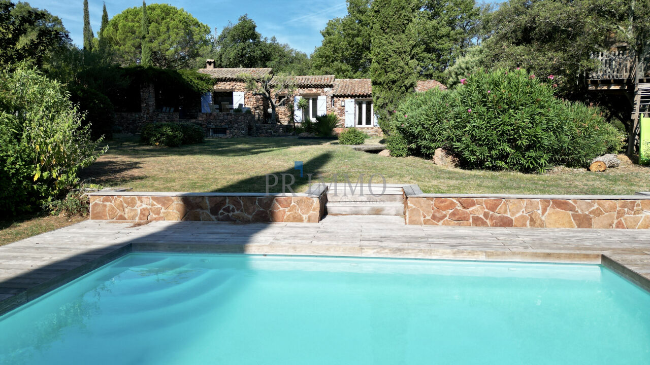 maison 6 pièces 204 m2 à vendre à Roquebrune-sur-Argens (83520)