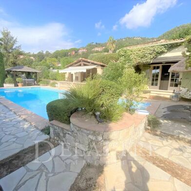 Maison 9 pièces 1090000 €