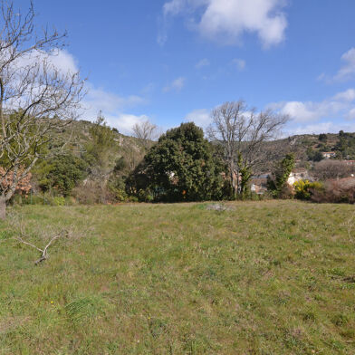 Terrain 1679 m²