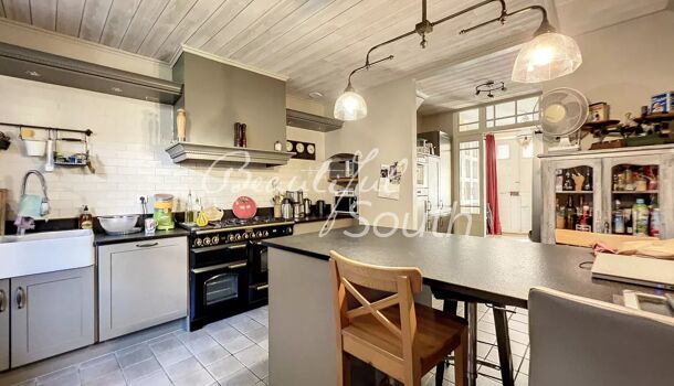 H&ocirc;tel particulier 10 pièces  à vendre Narbonne 11100