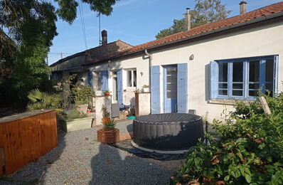 vente maison 205 725 € à proximité de Saint-Hilaire-de-Villefranche (17770)