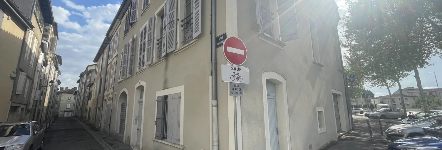 Immeuble  941 m² à vendre à Auch (32000)