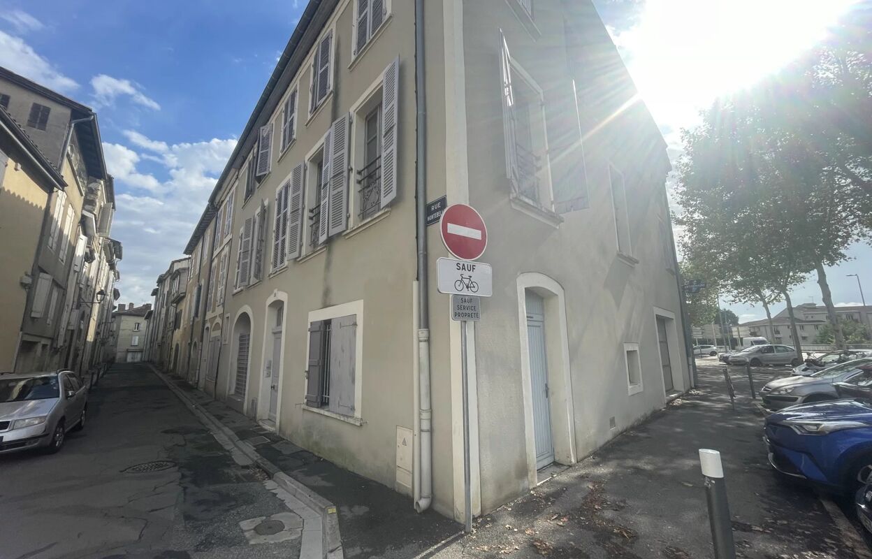 immeuble  pièces 941 m2 à vendre à Auch (32000)