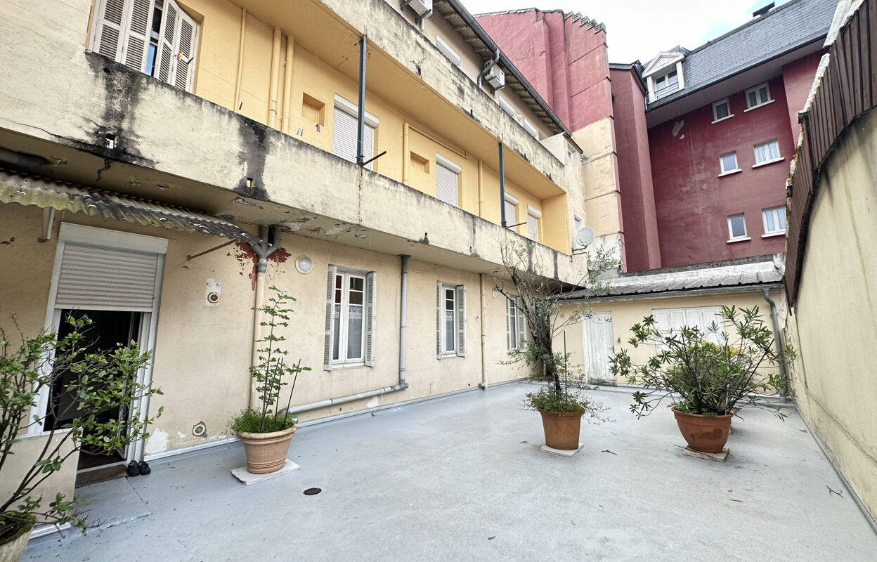 appartement 9 pièces 187 m2 à vendre à Lourdes (65100)