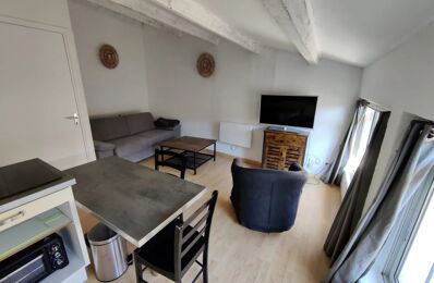 location appartement 400 € CC /mois à proximité de La Verdière (83560)