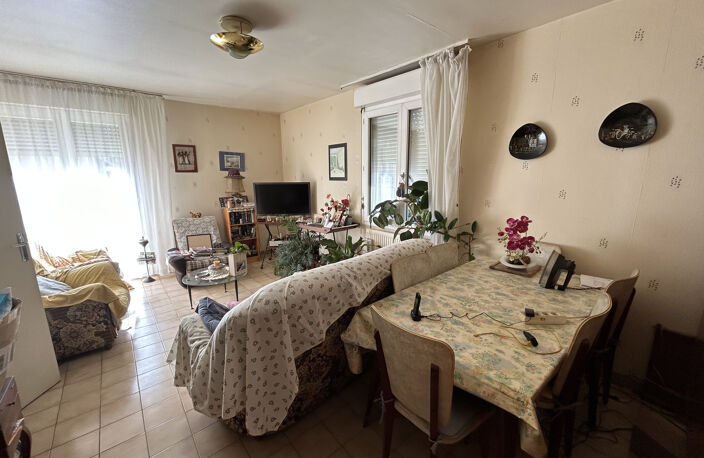 Lycée d'Alzon,  P4 en duplex loué de 81m2 — photo 3