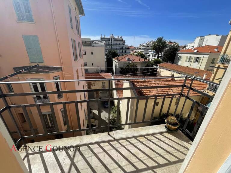 LOCATION MEUBLEE - 3 PIECES - Quartier des Musiciens — photo 1