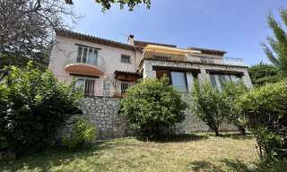 Maison 7 Pièces 692 m² à vendre à Tourrettes-sur-Loup (06140)