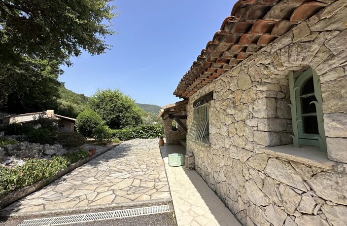 TOURRETTES-SUR-LOUP - VILLA - 7 PIÈCES — photo 2