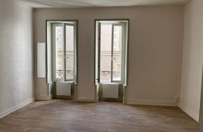 vente appartement 120 750 € à proximité de Beaumont Saint-Cyr (86490)