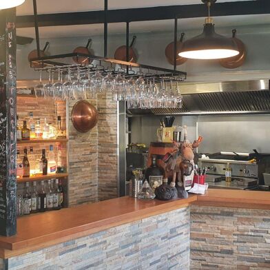 Commerce  110000 €