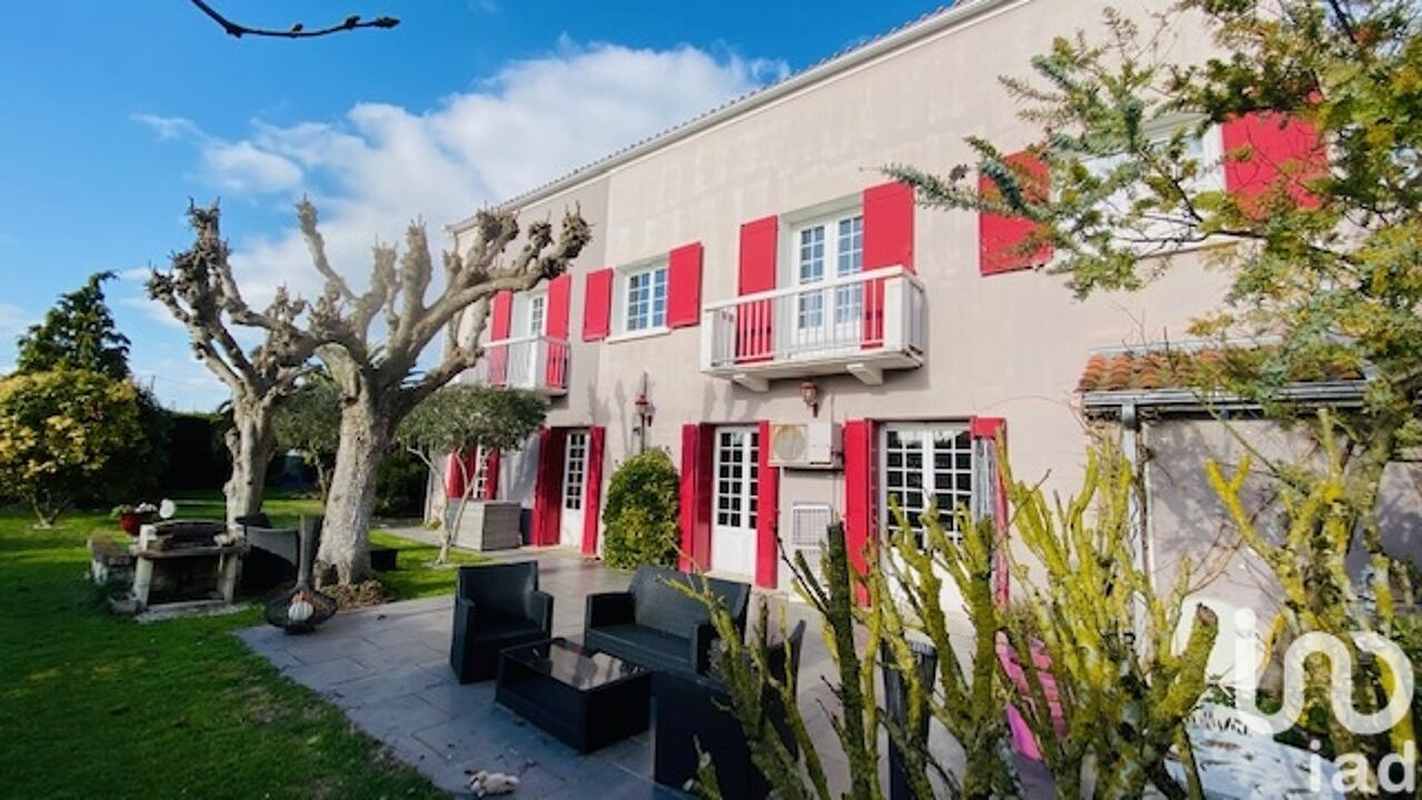 maison 12 pièces 387 m2 à vendre à Vaux-sur-Mer (17640)