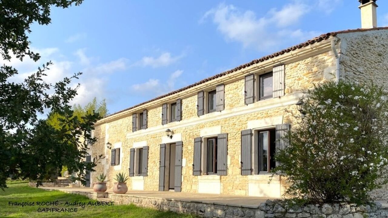 maison 8 pièces 221 m2 à vendre à Bussac-sur-Charente (17100)