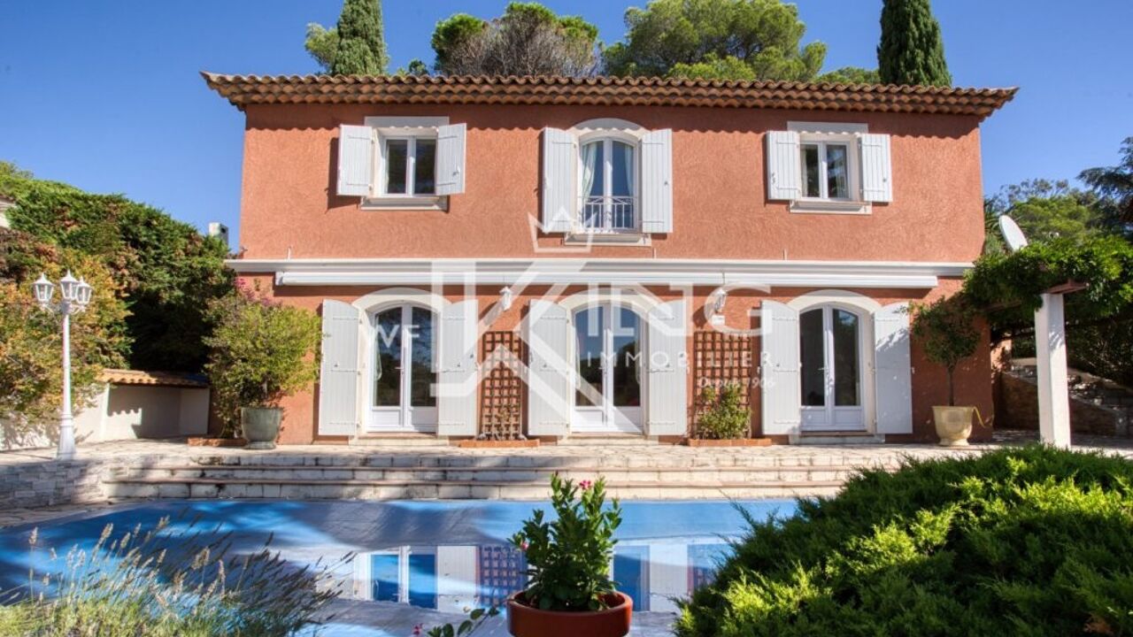 maison 4 pièces 120 m2 à vendre à Saint-Raphaël (83530)