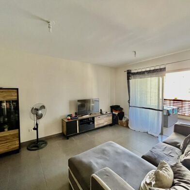 Appartement 3 pièces 184800 €