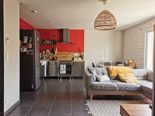 Maison, plain-pied, 3 pièces, garage et jardin — photo du bien