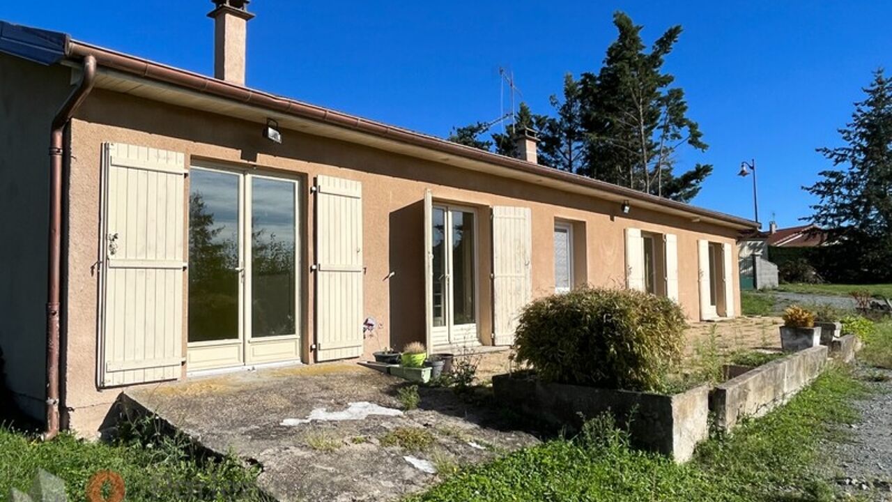 maison 6 pièces 134 m2 à vendre à Sainte-Foy-Saint-Sulpice (42110)
