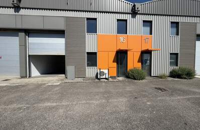 à LOUER — photo du bien
