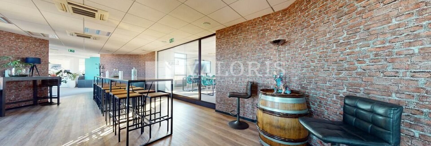 Bureau  486 m² à louer à Écully (69130)