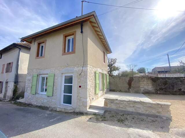 EXCLUSIVITE - ST VICTOR DE MORESTEL — photo du bien