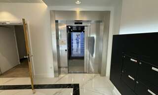 Bureau  363 m² à louer à Tours (37000)