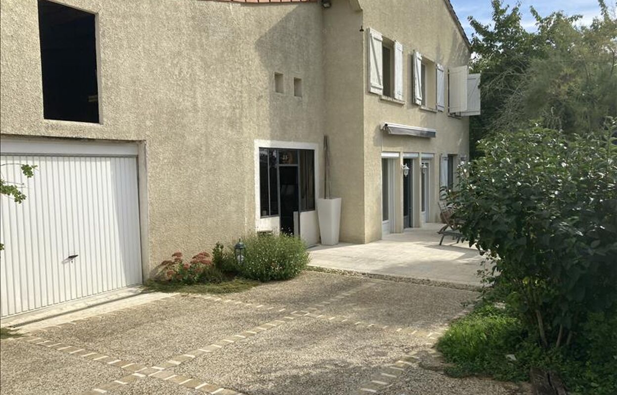 maison 7 pièces 105 m2 à vendre à Chasseneuil-sur-Bonnieure (16260)