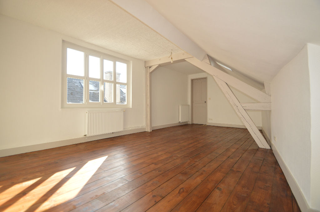 Appartement  T4 à louer Pau 64000