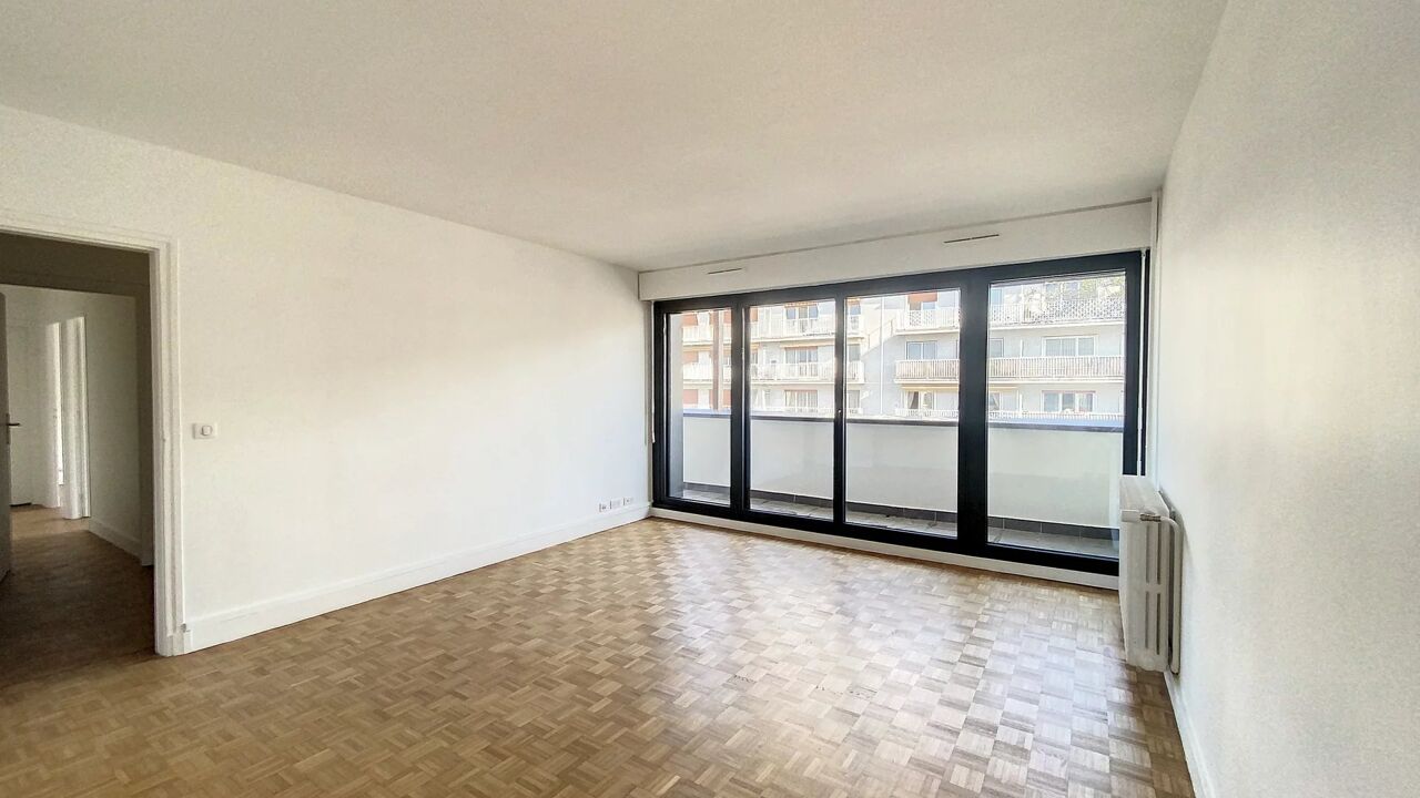 appartement 3 pièces 60 m2 à Paris 15 (75015)