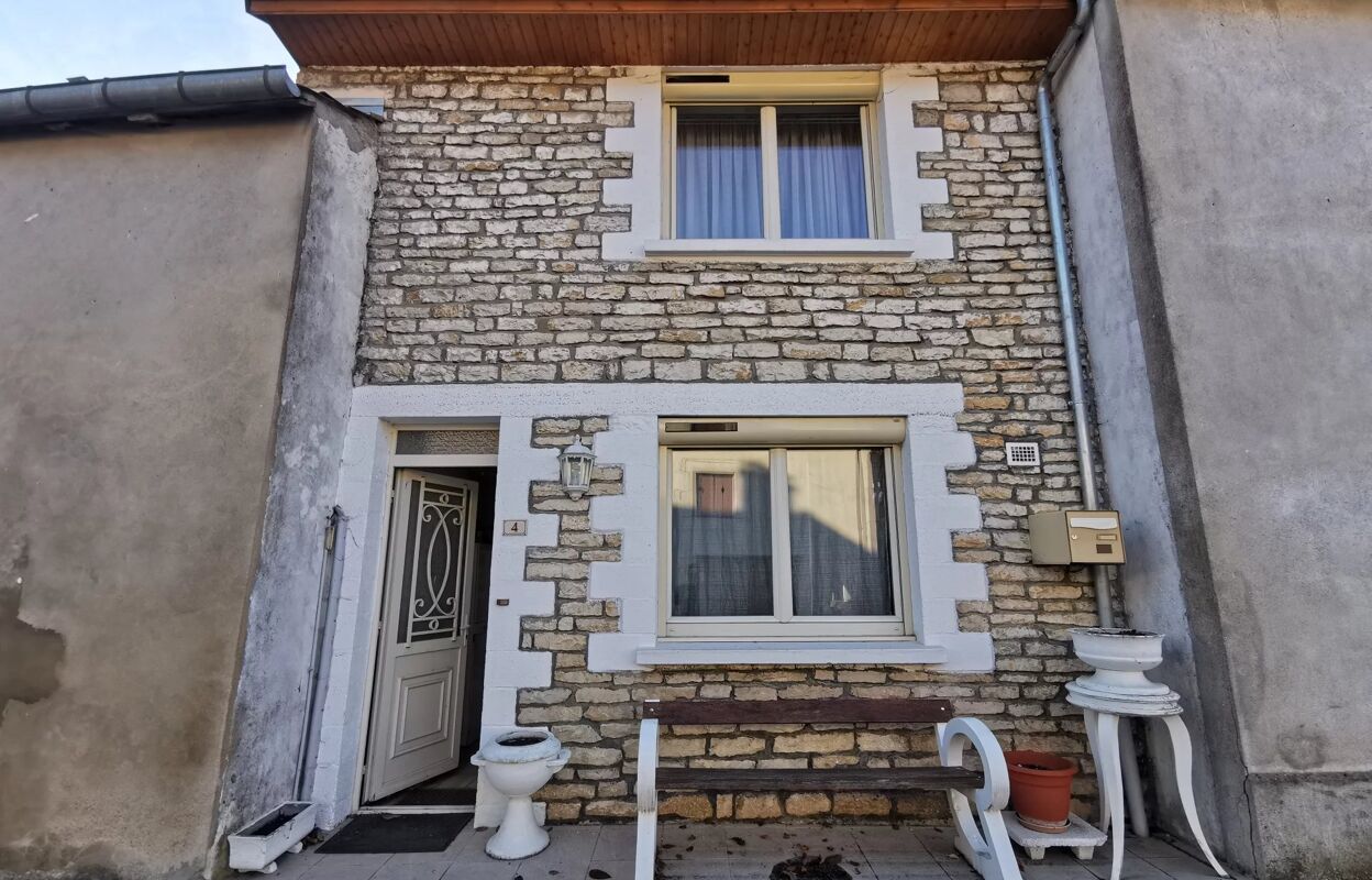 maison 3 pièces 89 m2 à Orquevaux (52700)