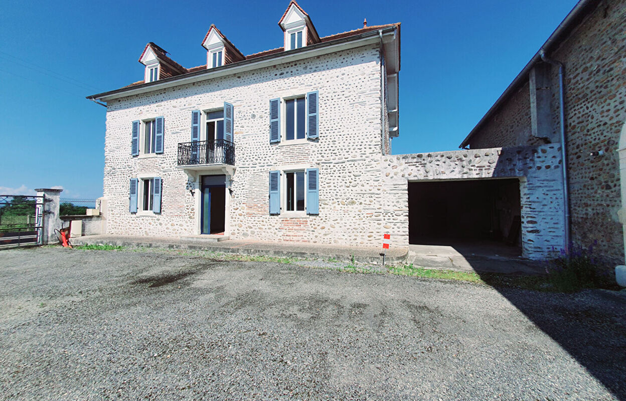 maison 9 pièces 270 m2 à vendre à Pau (64000)