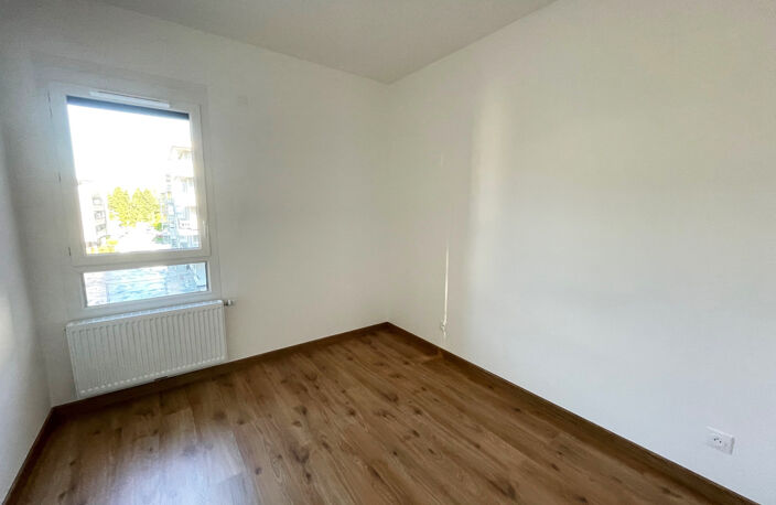 T4 BBC 90M 2 - EXPO OUEST — photo 5