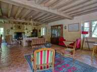 Maison en pierre de 10 pièces principales — photo 2