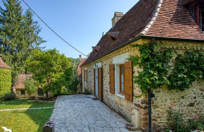 Maison en pierre de 10 pièces principales — photo 4