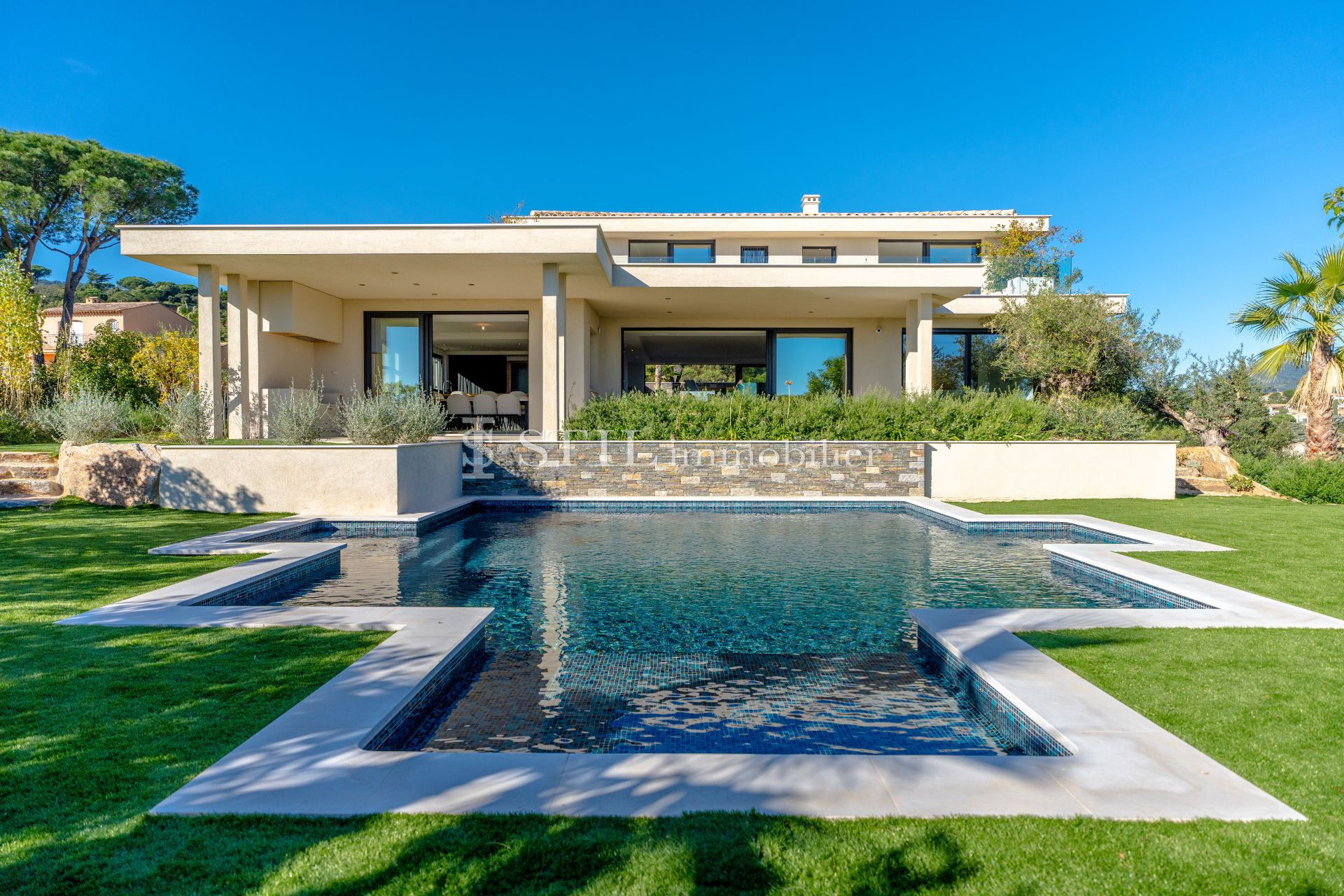 Villa / Maison  T6 à vendre Sainte-Maxime 83120