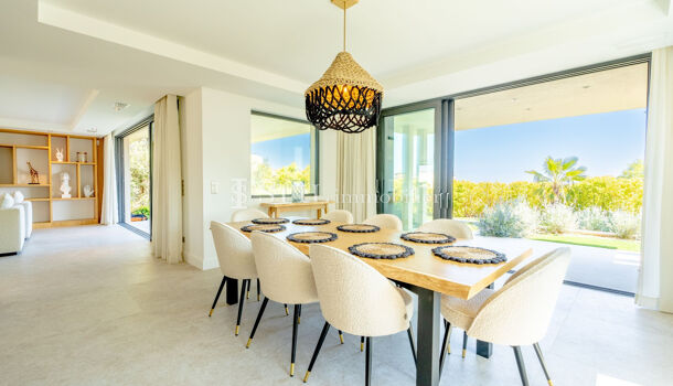 Villa / Maison 6 pièces  à vendre Sainte-Maxime 83120