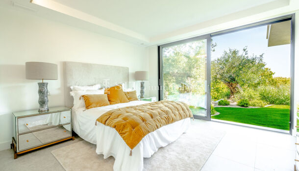 Villa / Maison 6 pièces  à vendre Sainte-Maxime 83120