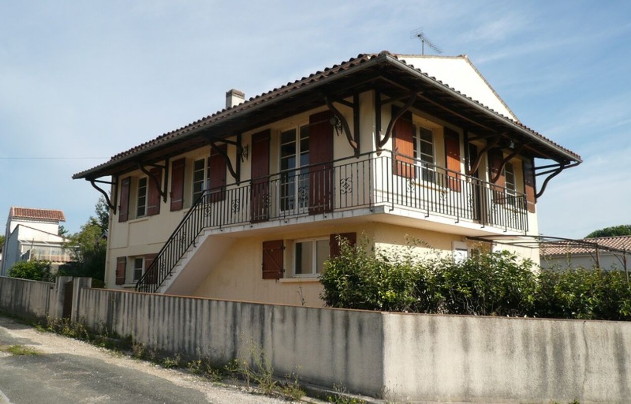 maison 7 pièces 151 m2 à vendre à Cognac (16100)