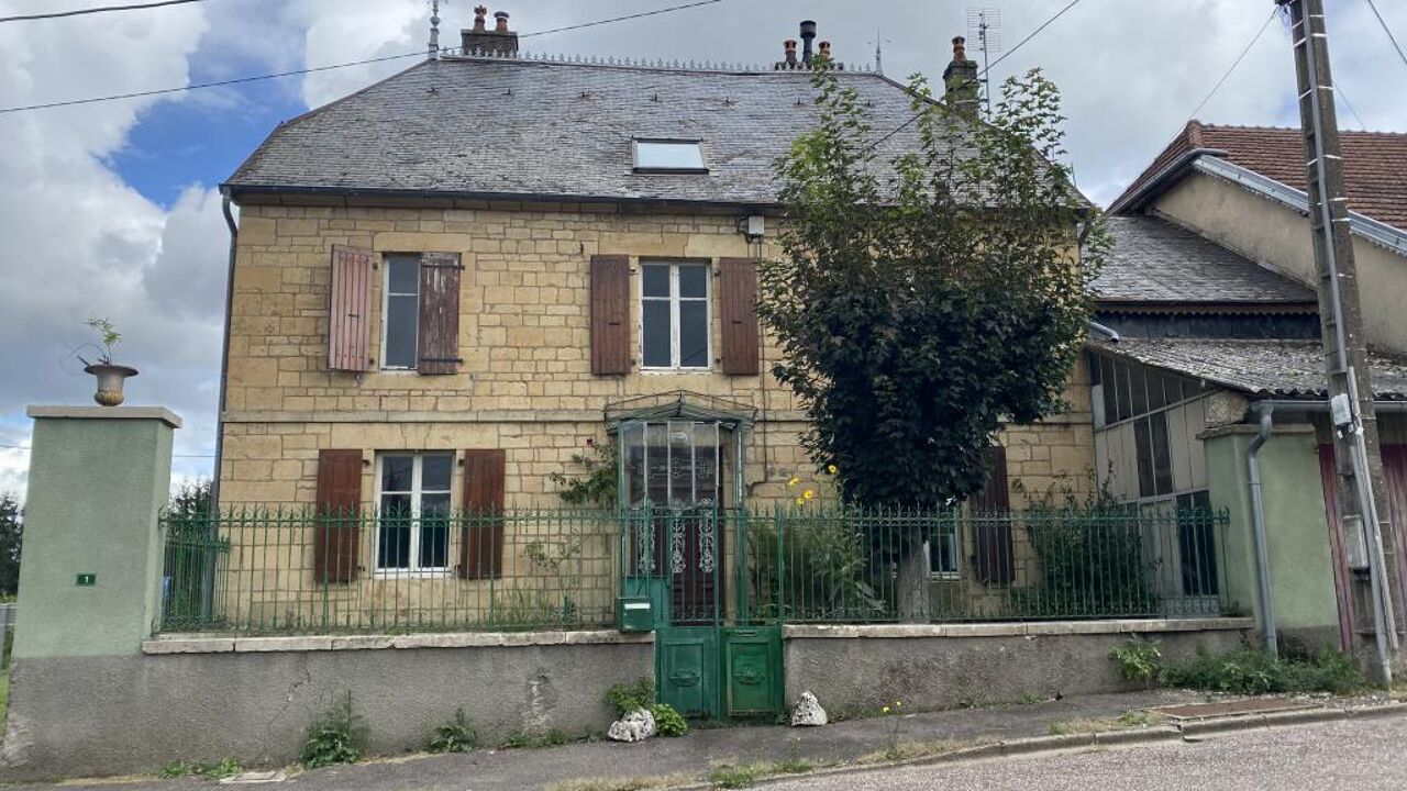 maison 8 pièces 150 m2 à vendre à Cintrey (70120)