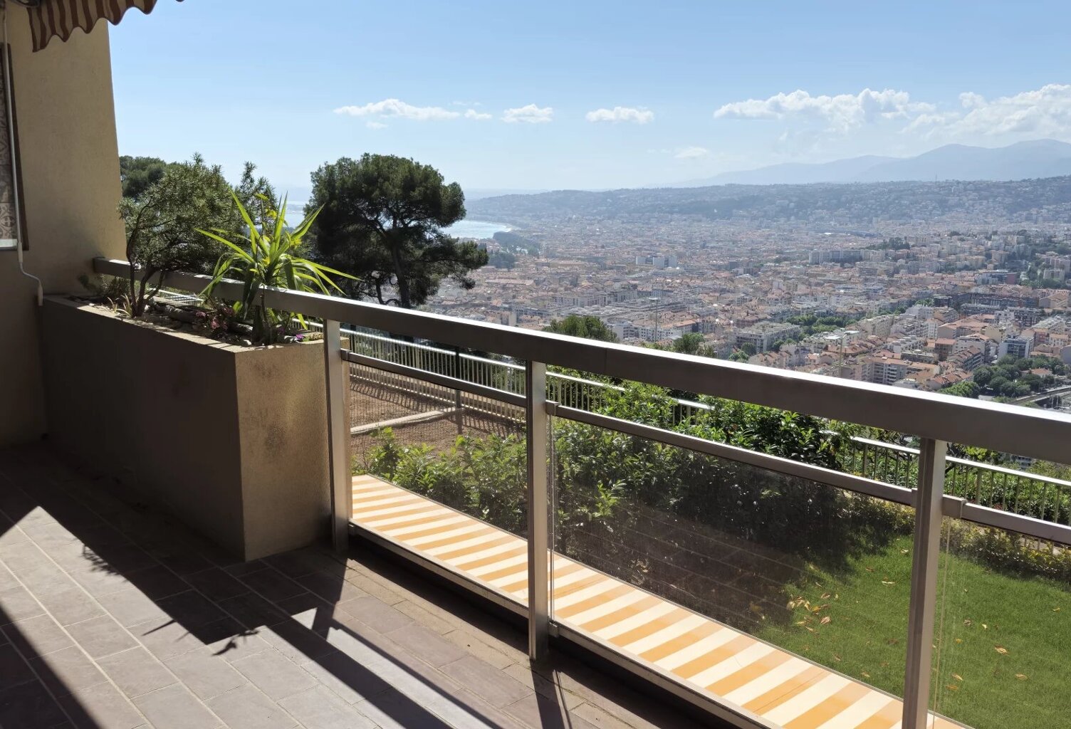 Mont Boron Splendide 3P Terrasse vue Mer et Garage — photo 1