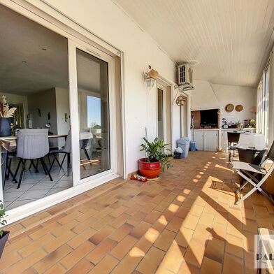 Appartement 4 pièces 210000 €