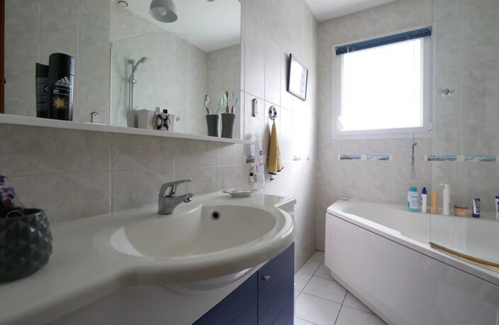 Maison 4 chambres sur 1000 m² de parcelle — photo 5