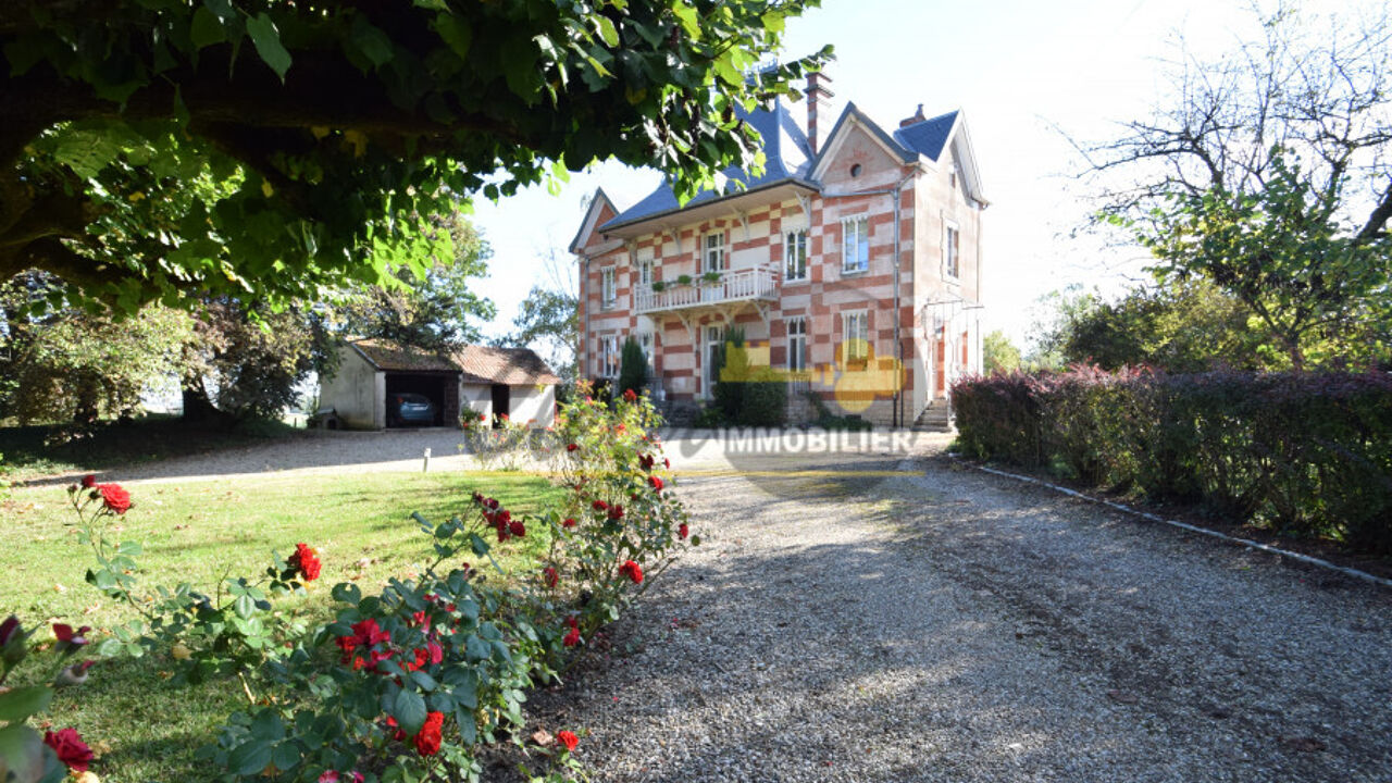 maison 5 pièces 125 m2 à vendre à Pierre-de-Bresse (71270)